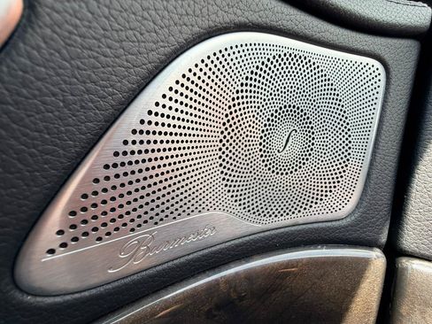 Used 2016 Mercedes-Benz S 550 Sedan image 30