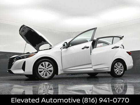 Certified 2025 Nissan Sentra S FWD image 35