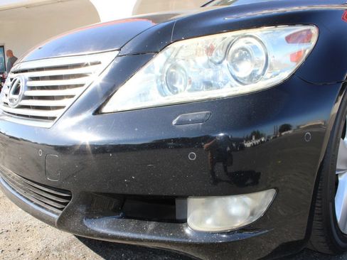 Used 2010 Lexus LS 460 RWD image 5