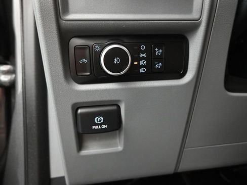 Used 2024 Ford F150 XLT AWD/4WD image 15