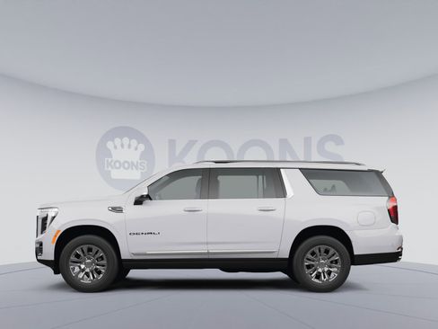 New 2026 GMC Yukon Denali image 2