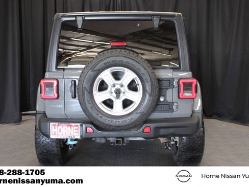 Used 2023 Jeep Wrangler Unlimited Rubicon 4xe AWD/4WD image 16