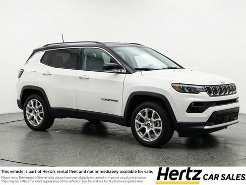 Used 2025 Jeep Compass Limited image 1