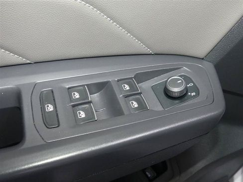 Used 2021 Volkswagen Atlas SE w/ Panoramic Sunroof Package AWD/4WD image 20