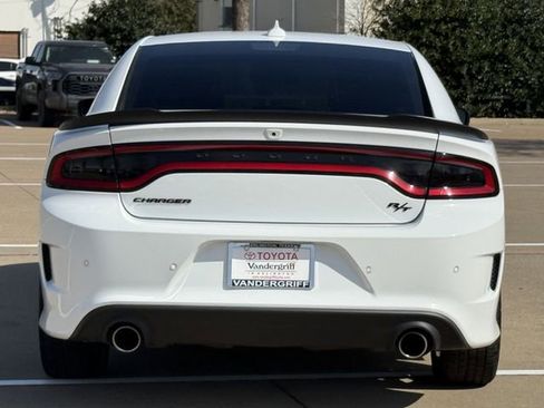 Used 2022 Dodge Charger R/T w/ Blacktop Package image 5