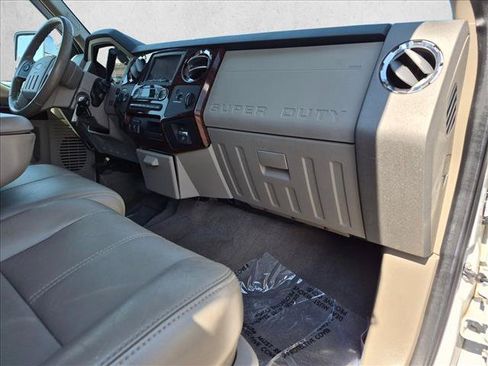 Used 2009 Ford F250 XLT AWD/4WD image 19