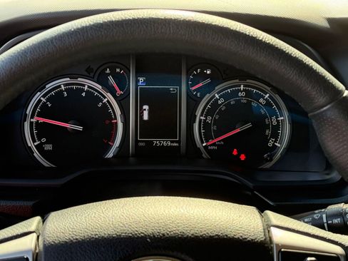 Used 2022 Toyota 4Runner TRD Sport image 18