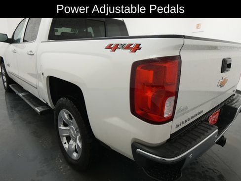 Used 2018 Chevrolet Silverado 1500 LTZ w/ Texas Edition AWD/4WD image 6