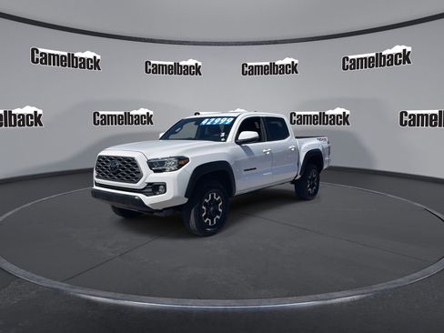 Used 2023 Toyota Tacoma TRD Off-Road w/ TRD Premium Off Road Package image 3