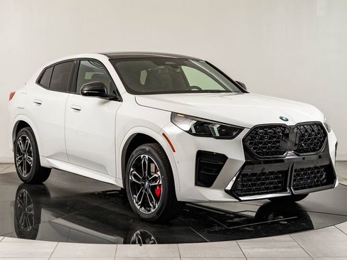 New 2026 BMW X2 xDrive28i w/ Technology Package AWD/4WD image 12