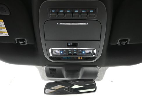 Used 2024 Ford F250 Platinum w/ FX4 Off-Road Package AWD/4WD image 28