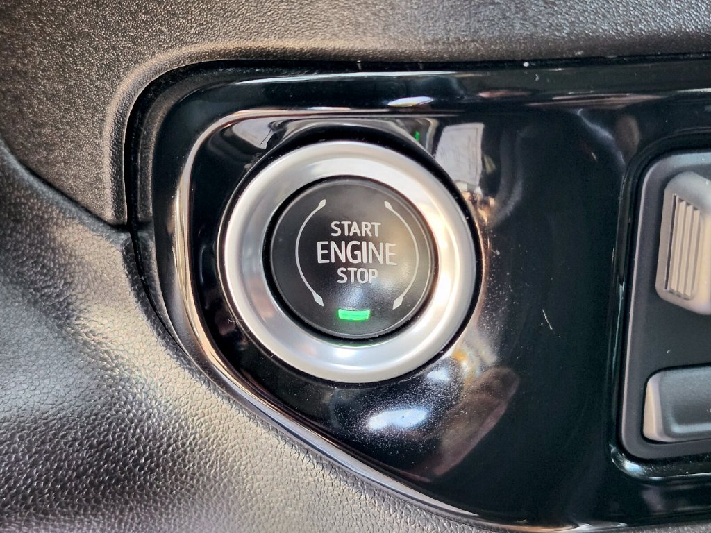 Used 2022 Chevrolet Silverado 1500 RST w/ Convenience Package II AWD/4WD image 25