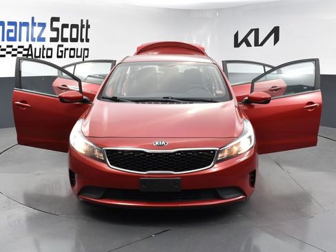 Certified 2017 Kia Forte S FWD image 25