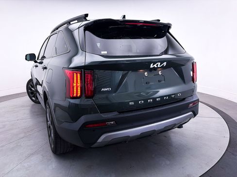 Used 2022 Kia Sorento SX Prestige w/ Rust Color Package image 10
