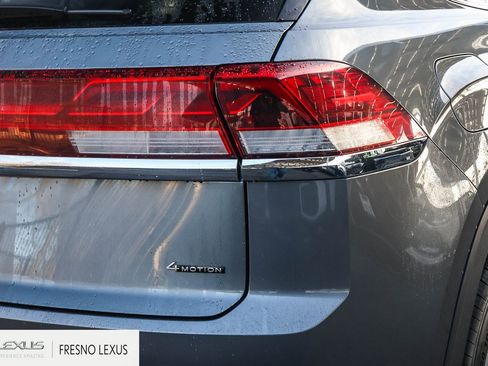 Used 2024 Volkswagen Atlas Cross Sport SE image 7