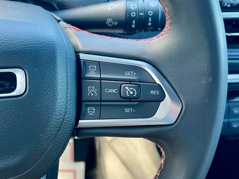 Used 2024 Jeep Compass Trailhawk image 25