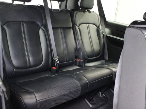 Used 2024 Jeep Wagoneer L Series II image 21