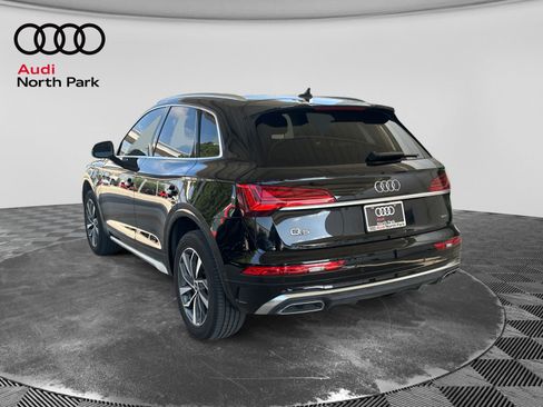 Used 2023 Audi Q5 2.0T Prestige w/ Prestige Package AWD/4WD image 3