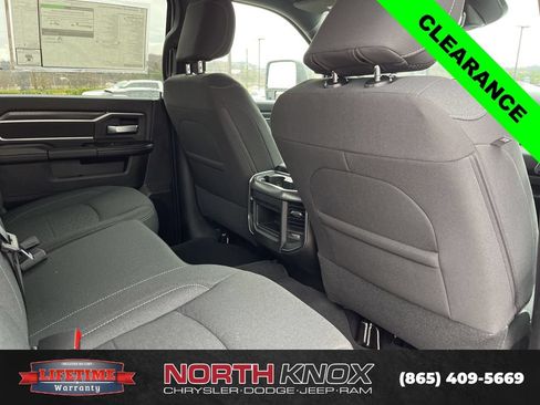 New 2026 RAM 2500 Big Horn AWD/4WD image 25