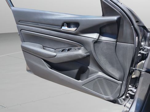 Certified 2019 Nissan Altima 2.5 S FWD image 23