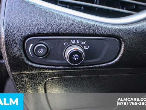 Used 2024 Chevrolet Malibu LT image 31