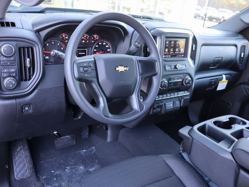 New 2025 Chevrolet Silverado 2500 Custom w/ Custom Value Package image 6