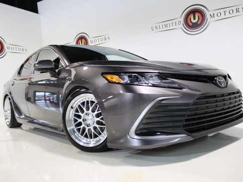 Used 2023 Toyota Camry LE image 20