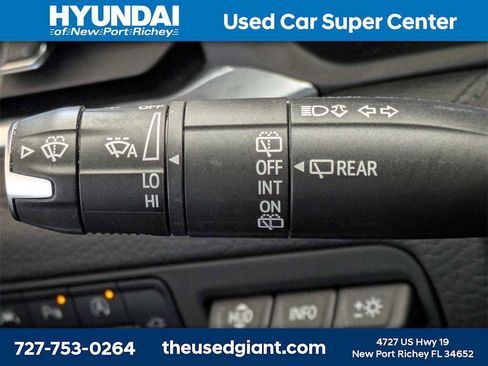 Used 2022 GMC Yukon XL Denali w/ Denali Premium Package image 43