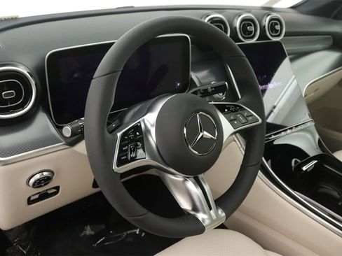 New 2026 Mercedes-Benz GLC 300 image 5