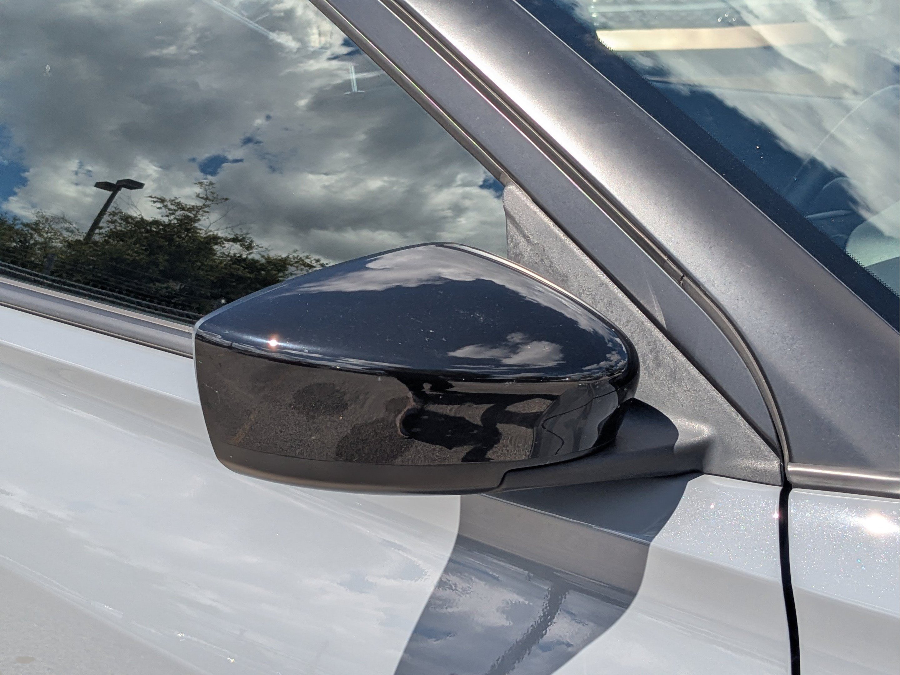 Used 2023 Nissan Kicks SV FWD image 30