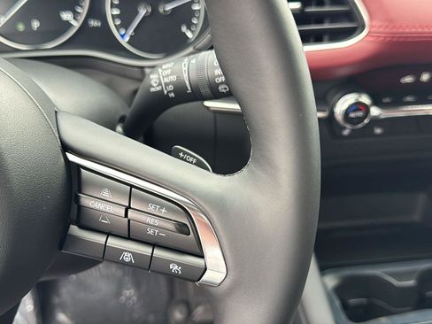 New 2026 MAZDA MAZDA3 Hatchback w/Premium Plus Pkg image 13