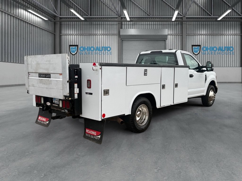 Used 2022 Ford F350 XL w/ Power Equipment Group RWD image 8