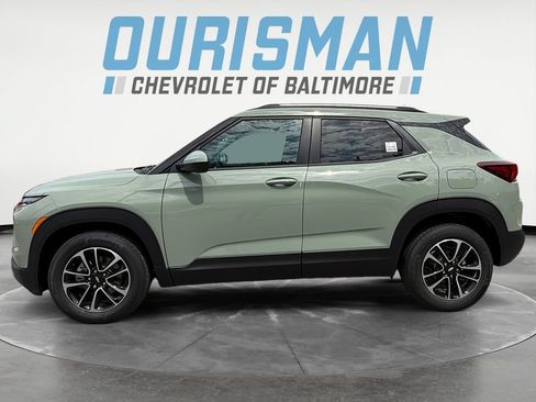 New 2026 Chevrolet TrailBlazer LT w/ Convenience Package FWD image 3