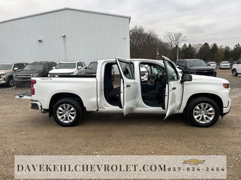 Used 2022 Chevrolet Silverado 1500 Custom image 24