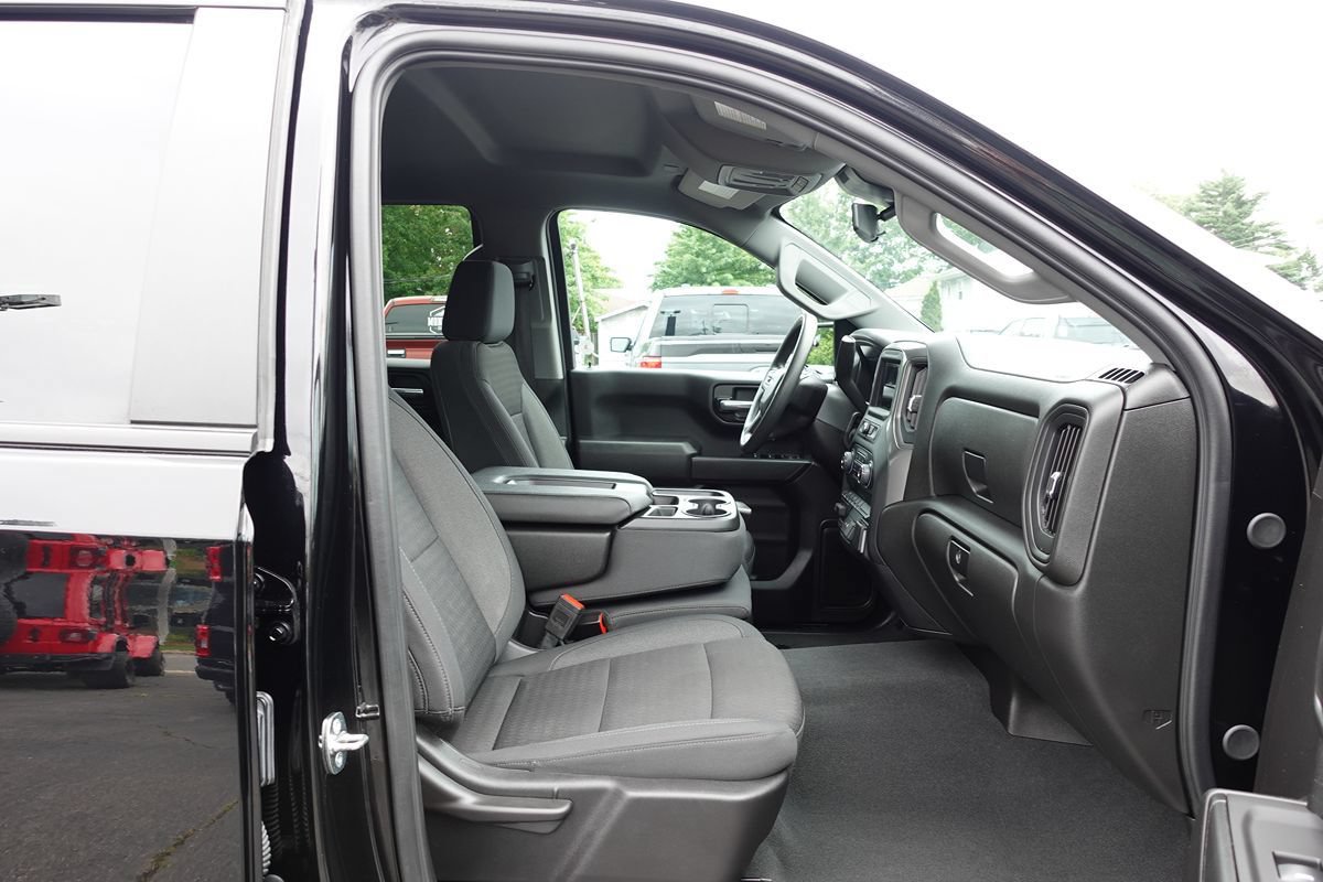 Used 2024 Chevrolet Silverado 1500 Custom AWD/4WD image 35