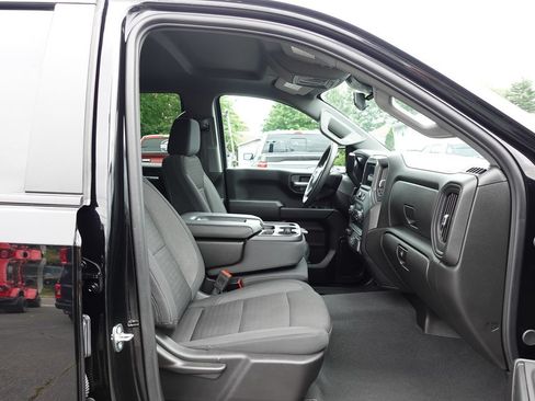 Used 2024 Chevrolet Silverado 1500 Custom AWD/4WD image 35