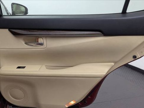 Used 2015 Lexus ES 350 w/ Premium Package FWD image 19
