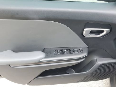 Certified 2025 Kia K4 FWD image 19
