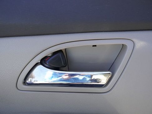 Used 2016 Honda Odyssey SE image 7