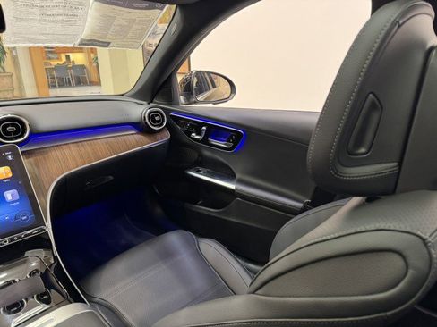 Used 2025 Mercedes-Benz C 300 4MATIC Sedan image 11