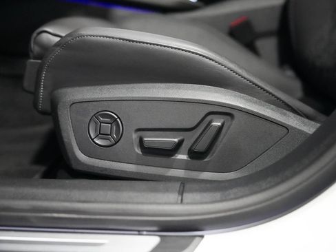 Used 2025 Audi S5 Premium Plus w/ Premium Plus Package AWD/4WD image 31
