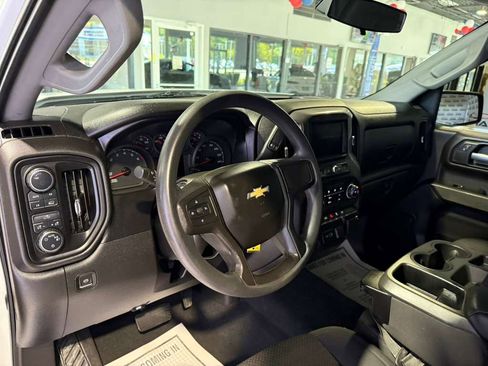 Used 2021 Chevrolet Silverado 1500 Custom w/ LPO, Dark Essentials Package AWD/4WD image 33