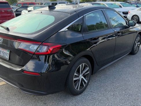 Used 2024 Honda Civic LX image 5