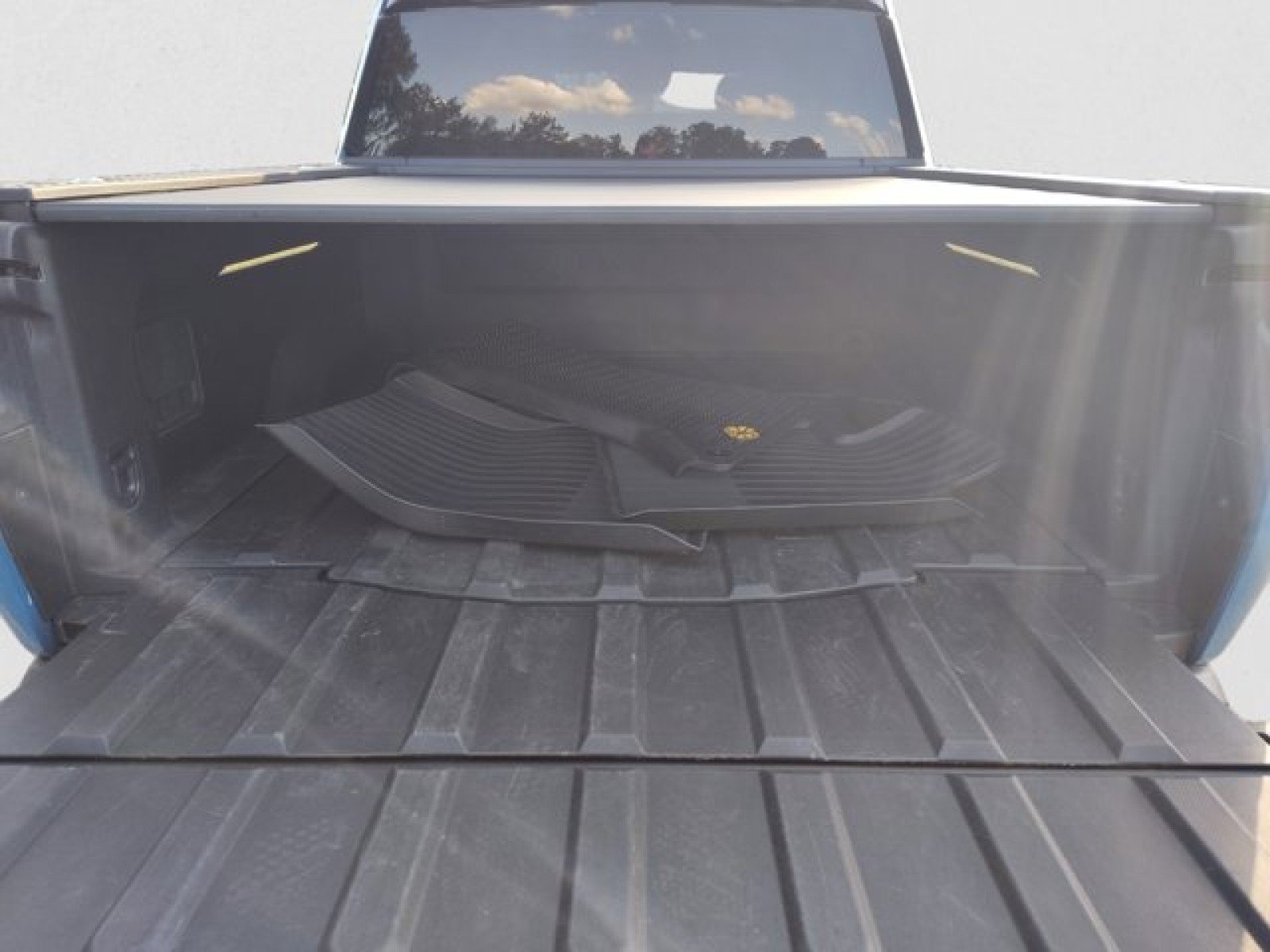 Used 2023 Rivian R1T Adventure Dual AWD/4WD image 19