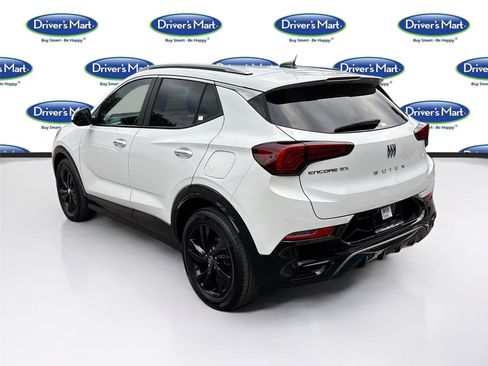 Used 2024 Buick Encore GX Sport Touring w/ Comfort Package image 5