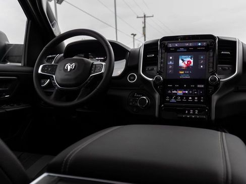 New 2026 RAM 1500 Big Horn AWD/4WD image 29