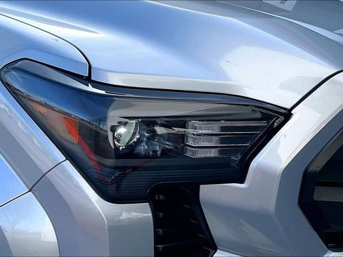 Used 2024 Toyota Tacoma SR image 25