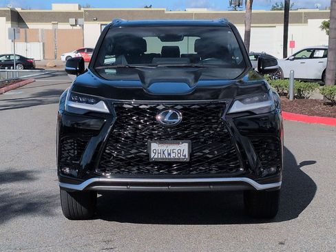 Used 2023 Lexus LX 600 F Sport image 3