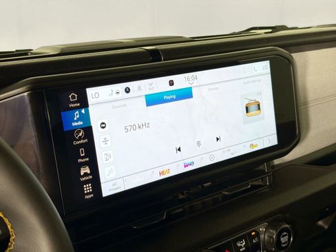 Used 2024 Jeep Wrangler Willys image 14