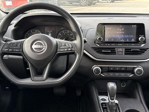 Certified 2024 Nissan Altima 2.5 S image 4